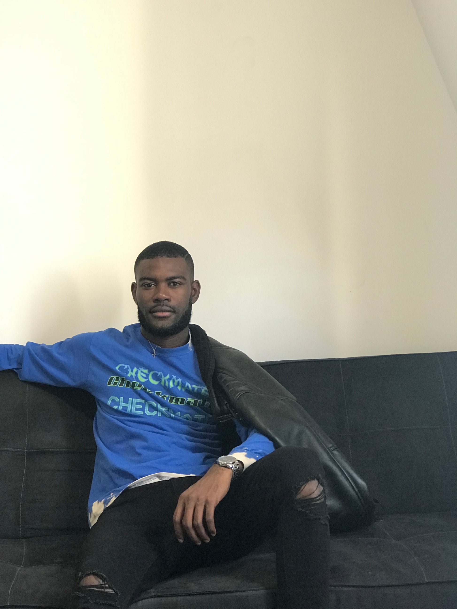 Graphic Long Sleeve Shirt in Blue