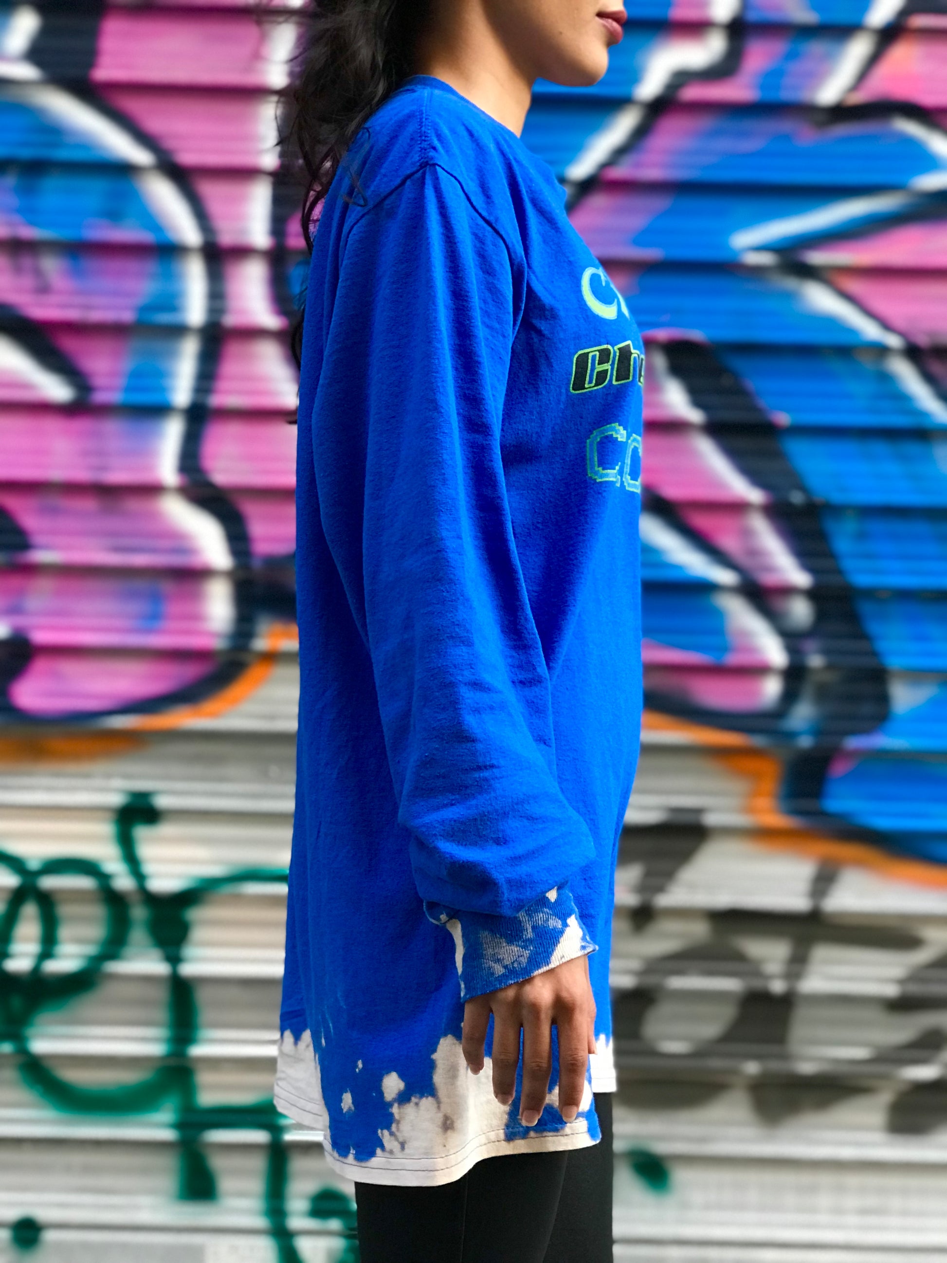 Graphic Long Sleeve Shirt in Blue