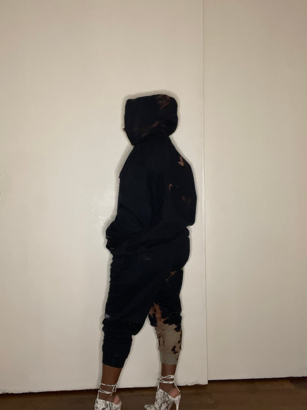 Bleach Tie Dye Hoodie in Black