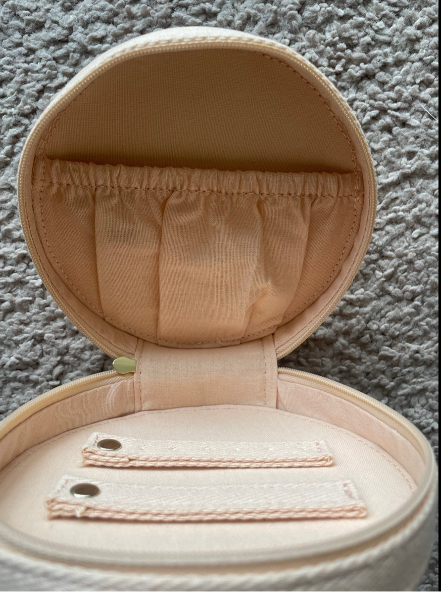 Open mini jewelry box